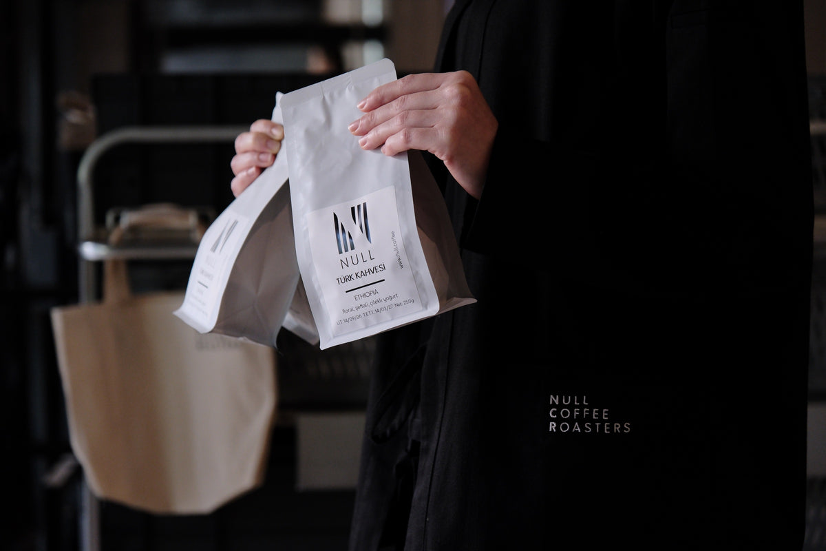 Null Coffee Roasters Türk Kahvesi 250 g paketi